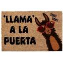 Felpudo llama letras en negro: Llama a la puerta toc toc